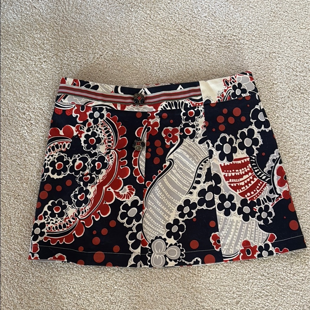 Single Floral Mini Skirt - Red, Black, and White